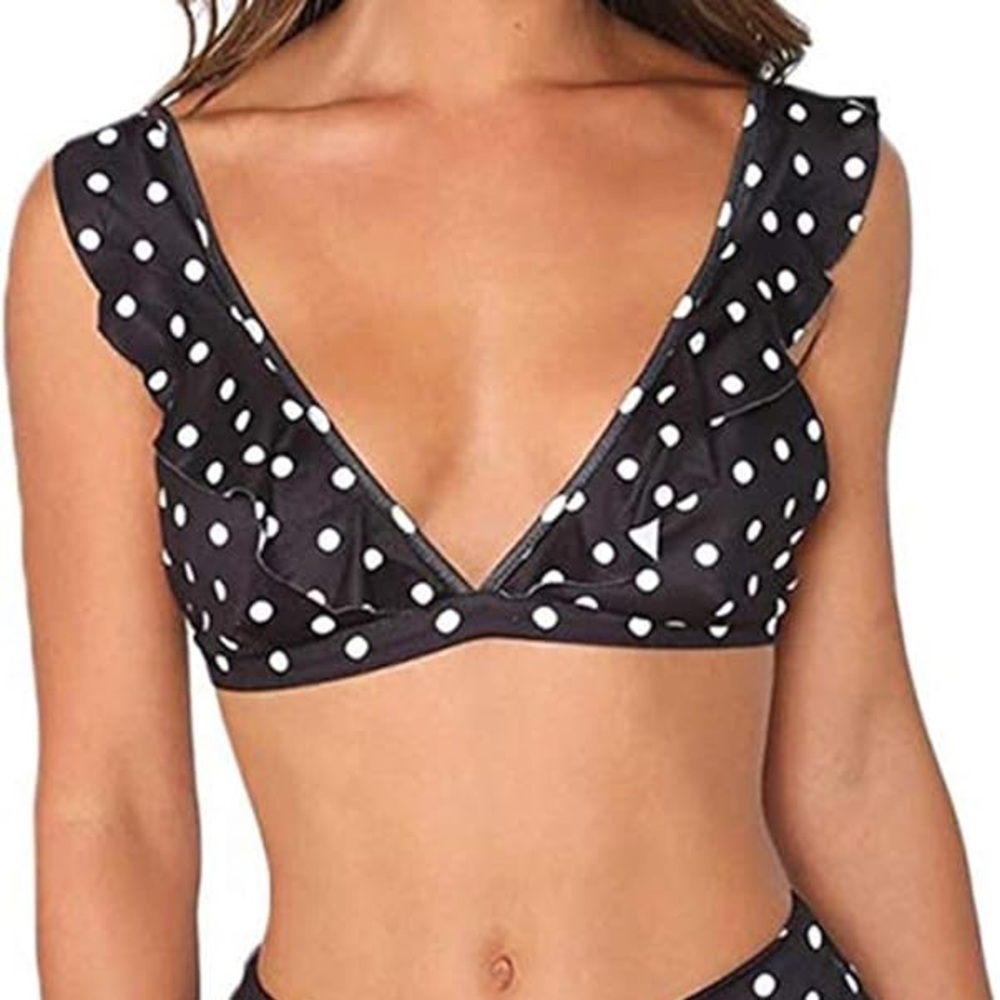 🆕 Polka Dot Bikini Top 🌺🖤🏝